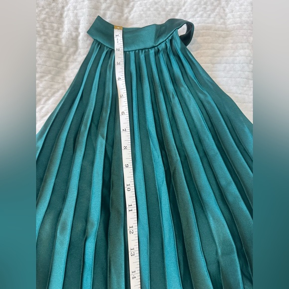 NWT Abercrombie & Fitch Giselle Pleated Trapeze Mini Dress - Picture 9 of 10